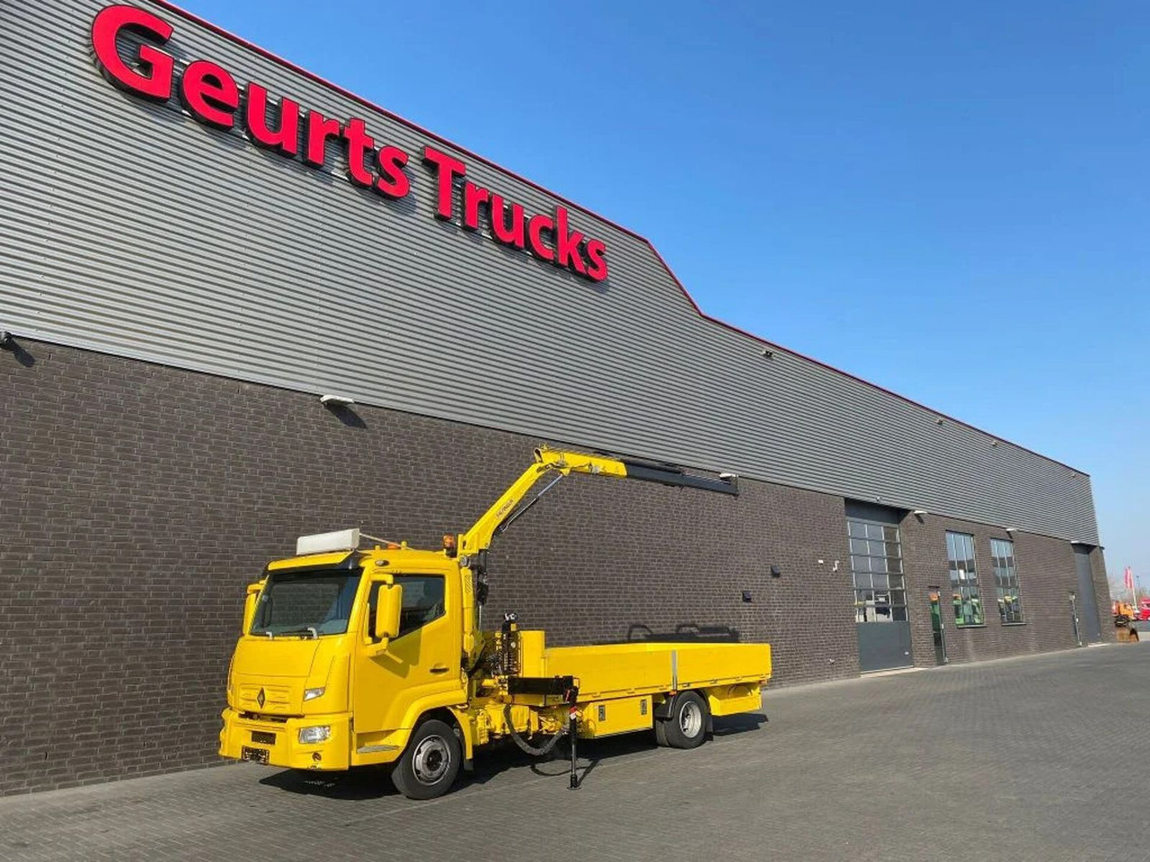 Renault D7.5 180 4X2 + PALFINGER PK 4200 KRAAN/KRAN/CRAN - شاحنة كرين: صورة 2 Renault D7.5 180 4X2 + PALFINGER PK 4200 KRAAN/KRAN/CRAN - شاحنة كرين: صورة 2