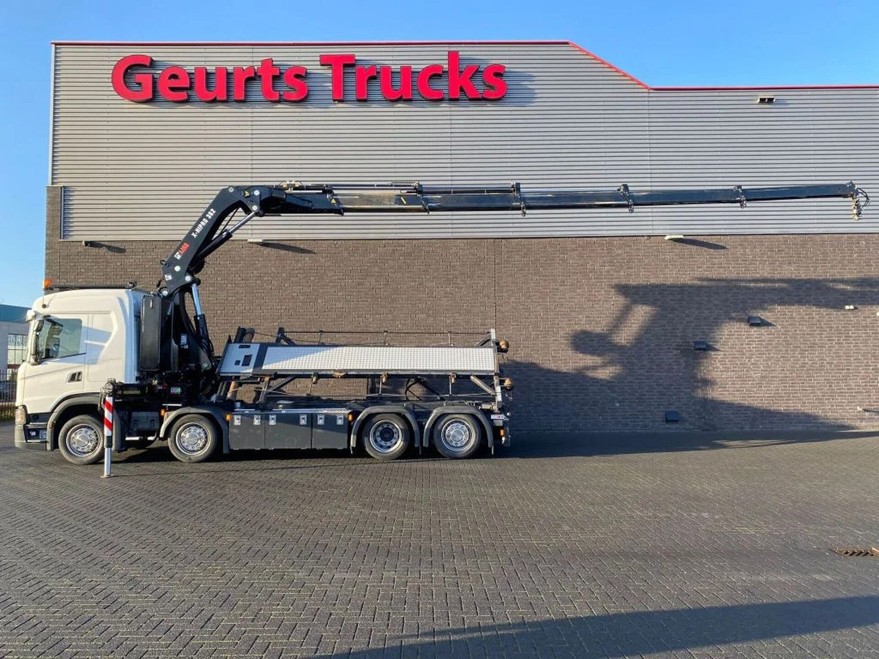 Scania G500 NGS 8X2 MET 3 ZIJDIGE KABELSYSTEEM + HIAB 3 - شاحنة ذات خطاف, شاحنة كرين: صورة 4 Scania G500 NGS 8X2 MET 3 ZIJDIGE KABELSYSTEEM + HIAB 3 - شاحنة ذات خطاف, شاحنة كرين: صورة 4