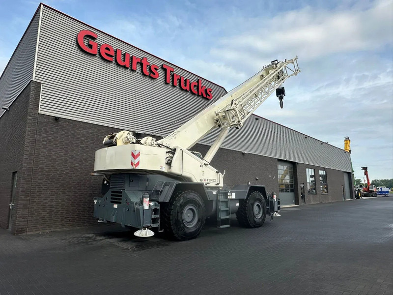 Terex RT110 QUADSTAR ROUGH TERRAIN CRANE + JIB + 2x LIER - رافعة الطرق الوعرة: صورة 3 Terex RT110 QUADSTAR ROUGH TERRAIN CRANE + JIB + 2x LIER - رافعة الطرق الوعرة: صورة 3