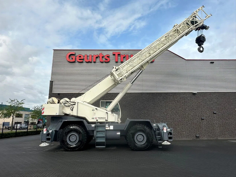 Terex RT110 QUADSTAR ROUGH TERRAIN CRANE + JIB + 2x LIER - رافعة الطرق الوعرة: صورة 5 Terex RT110 QUADSTAR ROUGH TERRAIN CRANE + JIB + 2x LIER - رافعة الطرق الوعرة: صورة 5