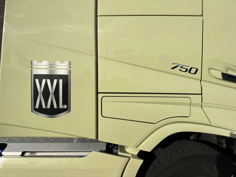 وحدة جر Volvo FH 16.750 6X4 XXL CABINE TREKKER/SZM/TRACTOR: صورة 10