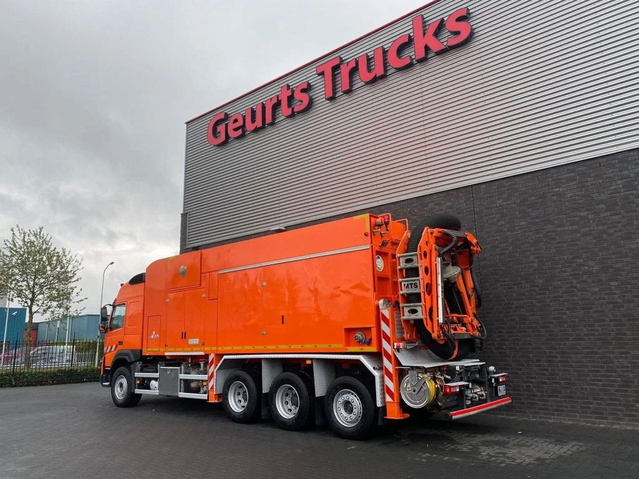 Volvo FMX 510 8X4 TRIDEM + MTS DINO 5 SAUGBAGGER/SUCTI - شاحنة الشفط: صورة 3 Volvo FMX 510 8X4 TRIDEM + MTS DINO 5 SAUGBAGGER/SUCTI - شاحنة الشفط: صورة 3