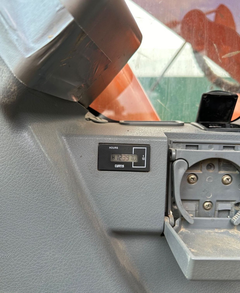 DOOSAN DX 225 LC - حفار زحاف: صورة 3 DOOSAN DX 225 LC - حفار زحاف: صورة 3