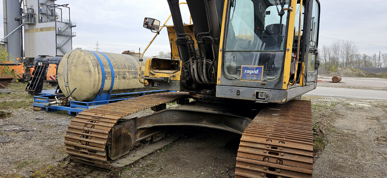 Volvo EC 210 BLC - حفار زحاف: صورة 2 Volvo EC 210 BLC - حفار زحاف: صورة 2