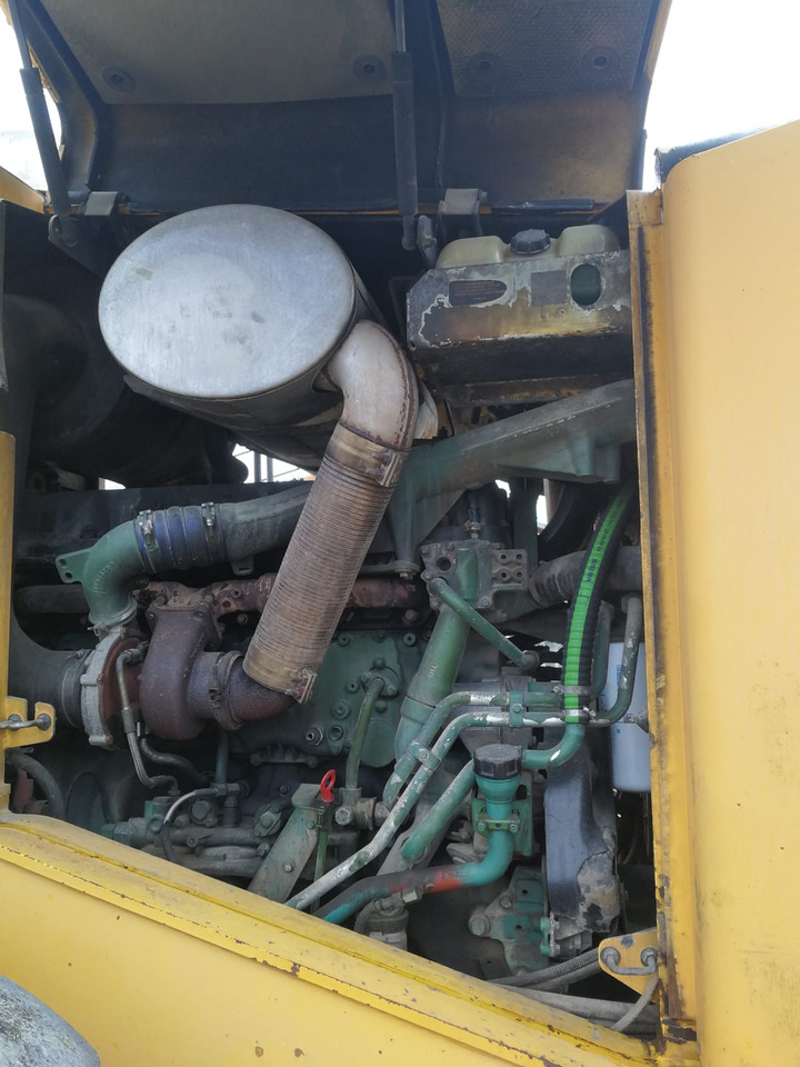 Volvo L150E - اللودر بعجل: صورة 3 Volvo L150E - اللودر بعجل: صورة 3