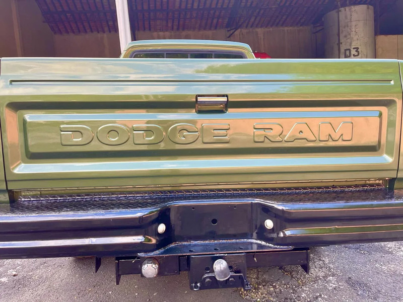 Dodge Ram 150 Custom V8 Benzine - شاحنة البيك أب: صورة 5 Dodge Ram 150 Custom V8 Benzine - شاحنة البيك أب: صورة 5