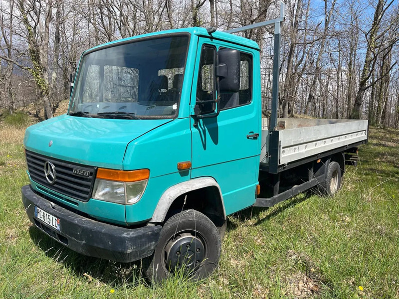 Mercedes-Benz 612 MANUEL gearbox - شاحنة مقفلة: صورة 2 Mercedes-Benz 612 MANUEL gearbox - شاحنة مقفلة: صورة 2