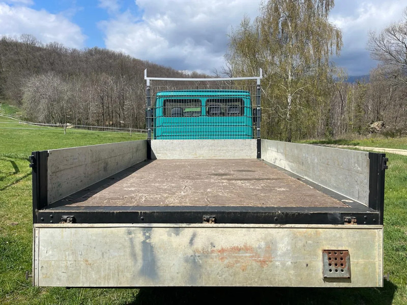 Mercedes-Benz 612 MANUEL gearbox - شاحنة مقفلة: صورة 4 Mercedes-Benz 612 MANUEL gearbox - شاحنة مقفلة: صورة 4