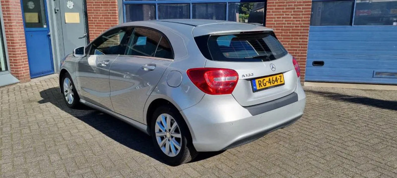 Mercedes-Benz A-Klasse 180 automaat.. 180 automaat - هاتشباك: صورة 2 Mercedes-Benz A-Klasse 180 automaat.. 180 automaat - هاتشباك: صورة 2