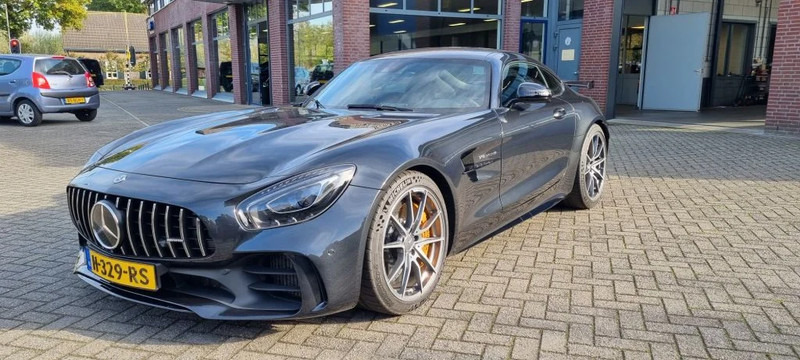 Mercedes-Benz AMG GT R... GTR - سيارة: صورة 4 Mercedes-Benz AMG GT R... GTR - سيارة: صورة 4