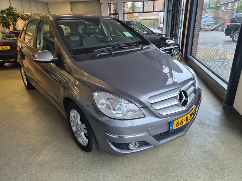 Mercedes-Benz B-Klasse B 180 Automaat Trekhaak - سيارة: صورة 5 Mercedes-Benz B-Klasse B 180 Automaat Trekhaak - سيارة: صورة 5