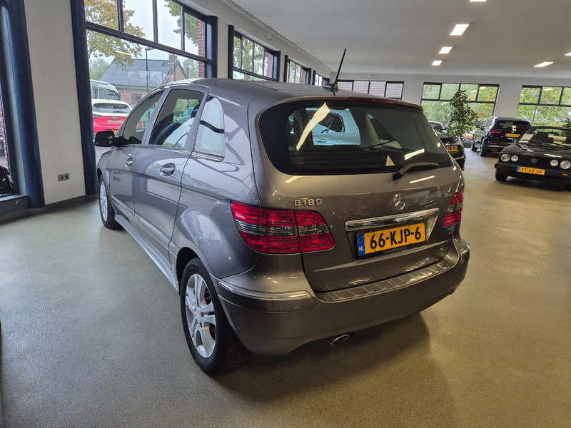 Mercedes-Benz B-Klasse B 180 Automaat Trekhaak - سيارة: صورة 4 Mercedes-Benz B-Klasse B 180 Automaat Trekhaak - سيارة: صورة 4