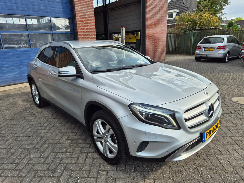 Mercedes-Benz GLA 200 automaat Prestige - سيارة: صورة 2 Mercedes-Benz GLA 200 automaat Prestige - سيارة: صورة 2