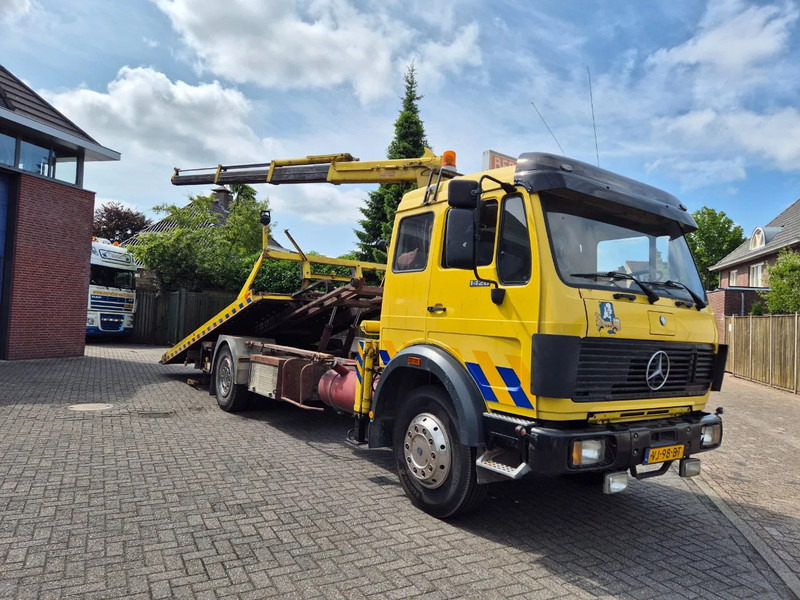 Mercedes-Benz SK 1420 afzetbak.kraan.lier... Bergingswagen - شاحنة سحب: صورة 1 Mercedes-Benz SK 1420 afzetbak.kraan.lier... Bergingswagen - شاحنة سحب: صورة 1