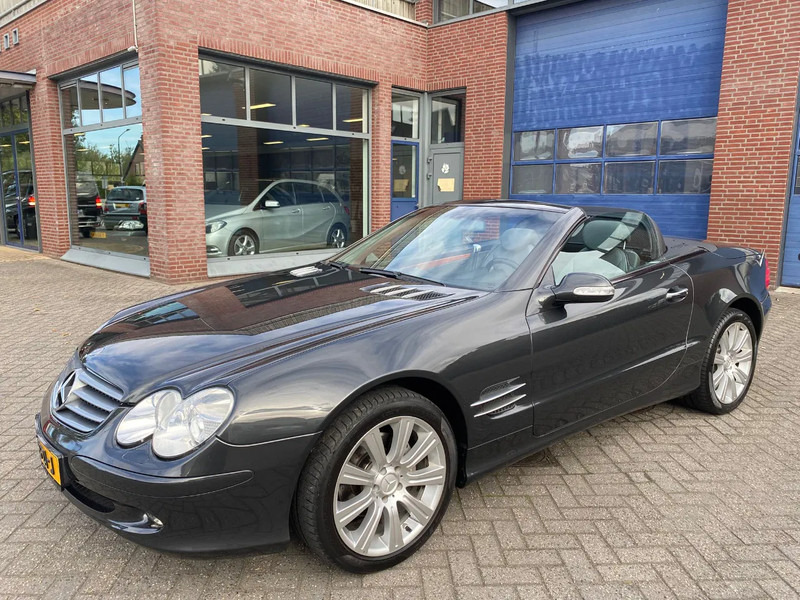 Mercedes-Benz SL-Klasse 350 cabrio autom. - كابريوليه: صورة 3 Mercedes-Benz SL-Klasse 350 cabrio autom. - كابريوليه: صورة 3