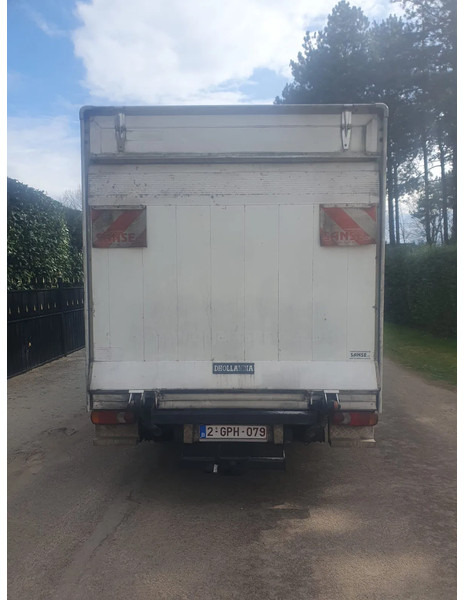 Nissan Cabstar TL3513. - شاحنة مغلقة الصندوق: صورة 5 Nissan Cabstar TL3513. - شاحنة مغلقة الصندوق: صورة 5