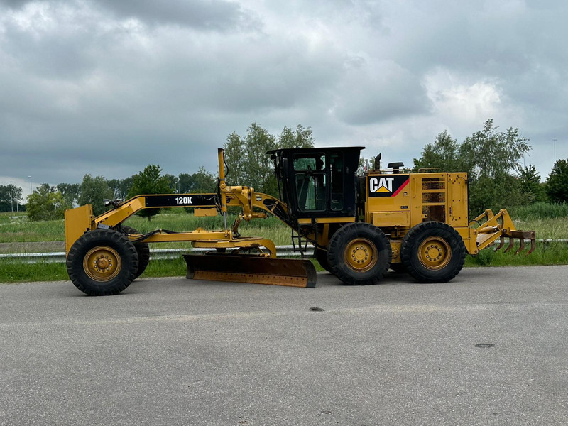 Caterpillar 120K Motor Grader - ممهدة: صورة 1 Caterpillar 120K Motor Grader - ممهدة: صورة 1