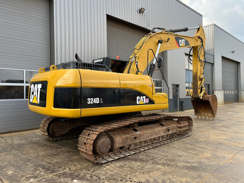 Caterpillar 324DL - Hammerlines / A/C Cabin / Caterpillar C7 / Quick Coupler / Bucket with teeth. - حفار زحاف: صورة 4 Caterpillar 324DL - Hammerlines / A/C Cabin / Caterpillar C7 / Quick Coupler / Bucket with teeth. - حفار زحاف: صورة 4