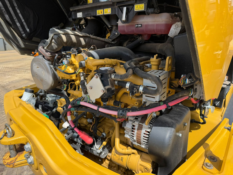اللودر بعجل Caterpillar 908M CE + EPA: صورة 20 اللودر بعجل Caterpillar 908M CE + EPA: صورة 20