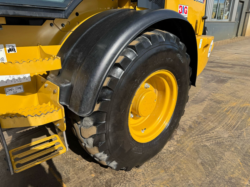 اللودر بعجل Caterpillar 908M: صورة 14