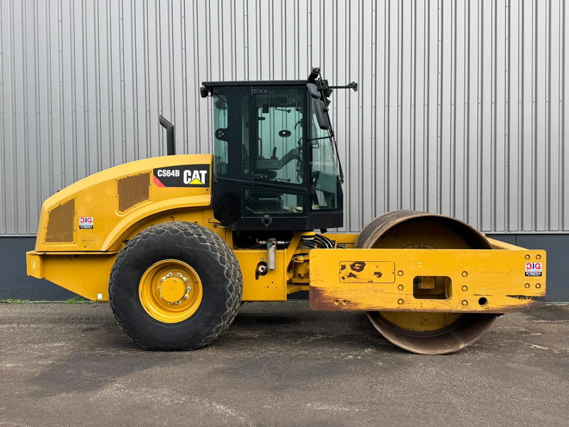 Caterpillar CS64B - مدحلة: صورة 5 Caterpillar CS64B - مدحلة: صورة 5