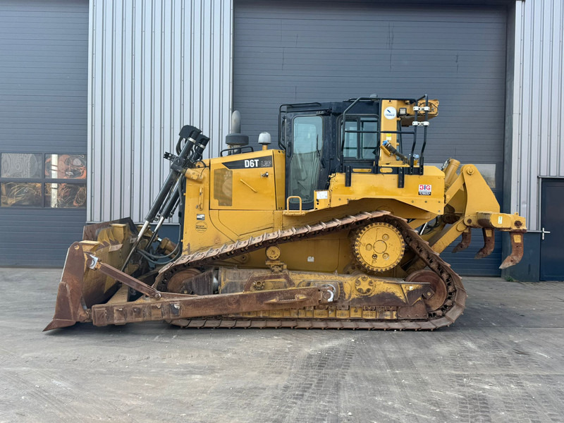 Caterpillar D6T LGP - جرافة: صورة 1 Caterpillar D6T LGP - جرافة: صورة 1