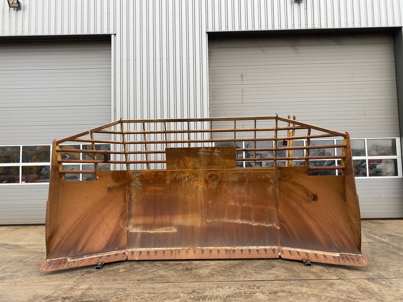 Caterpillar D9U Blade - شفرة الآلة: صورة 2 Caterpillar D9U Blade - شفرة الآلة: صورة 2