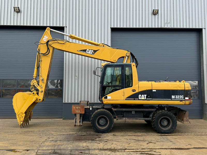 Caterpillar M322C - Hydraulic stabilizers / VA Triple boom / CE-certified, - حفارة دولاب: صورة 5 Caterpillar M322C - Hydraulic stabilizers / VA Triple boom / CE-certified, - حفارة دولاب: صورة 5