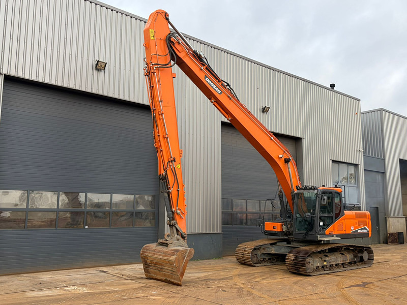 Doosan DX225LC-7 - حفار زحاف: صورة 2 Doosan DX225LC-7 - حفار زحاف: صورة 2