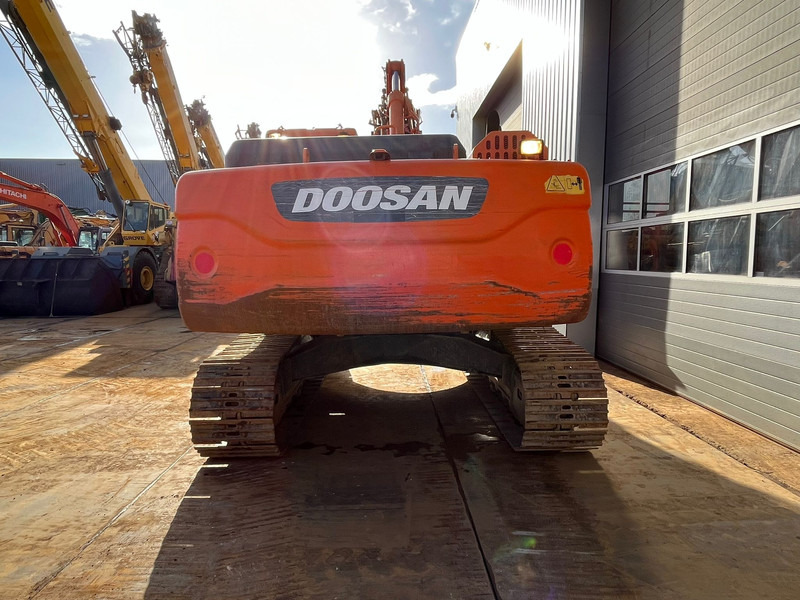 Doosan DX255LC-3 - حفار زحاف: صورة 4 Doosan DX255LC-3 - حفار زحاف: صورة 4