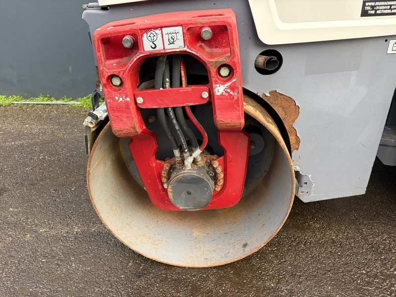 مدحلة Dynapac CC1200: صورة 11 مدحلة Dynapac CC1200: صورة 11