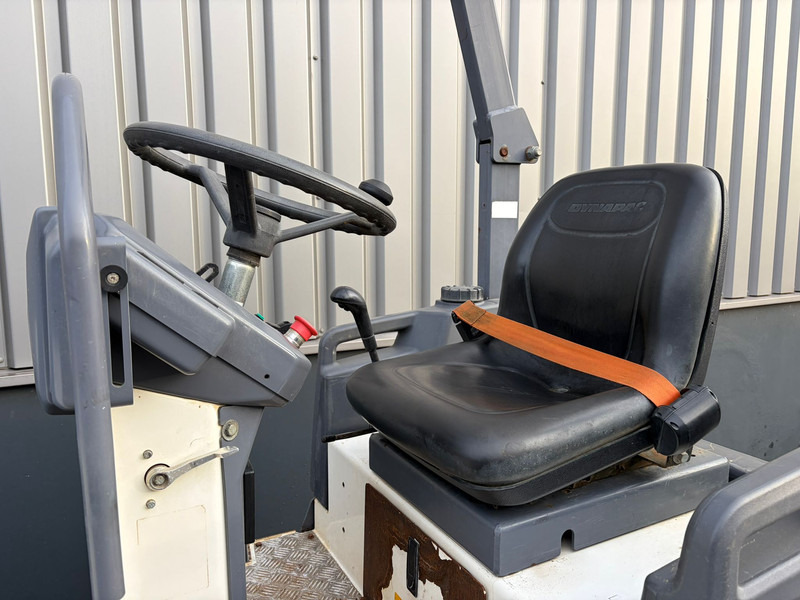 مدحلة Dynapac CC1200: صورة 16 مدحلة Dynapac CC1200: صورة 16