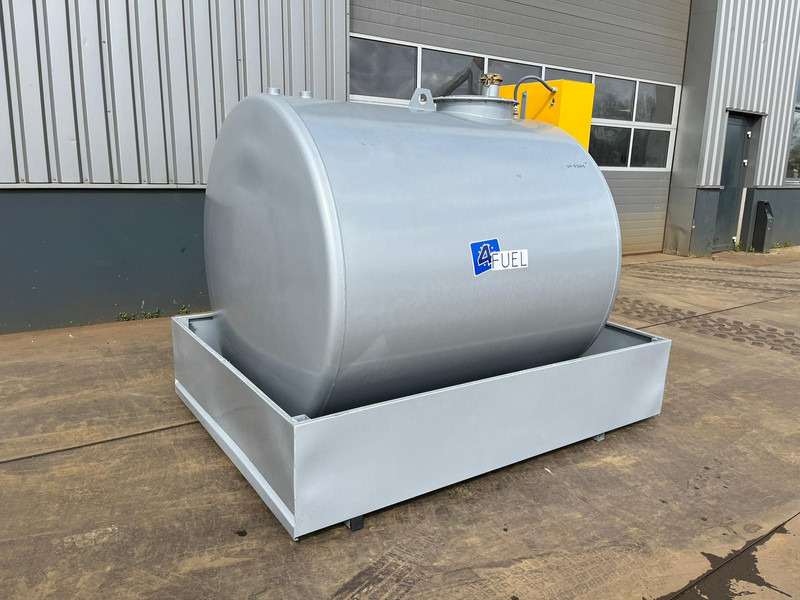 Emiliana Serbatoi Emiliana Serbatoi TF3/50 3000Ltr. - خزان تخزين: صورة 2 Emiliana Serbatoi Emiliana Serbatoi TF3/50 3000Ltr. - خزان تخزين: صورة 2