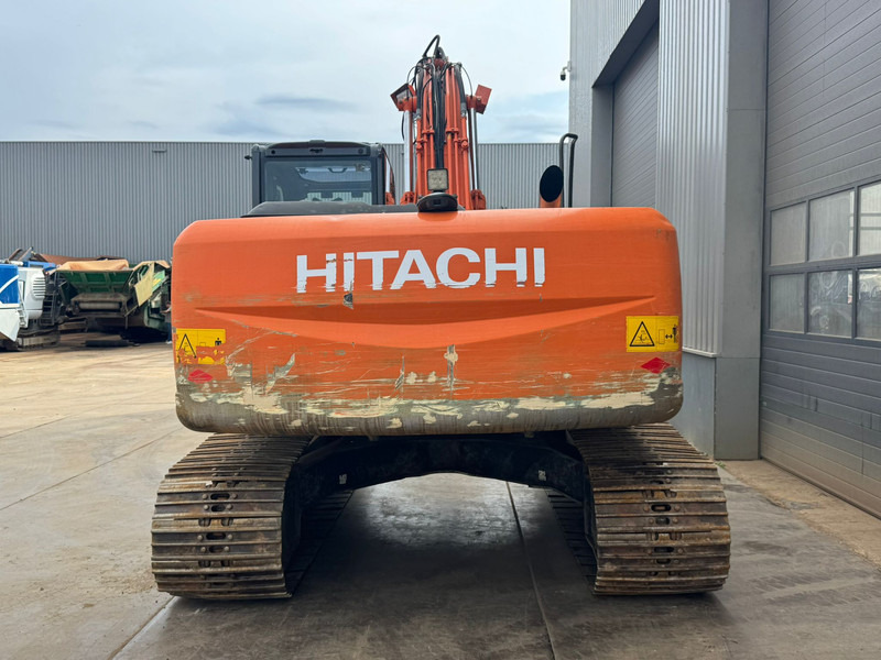 Hitachi ZX210LC-3 - حفار زحاف: صورة 4 Hitachi ZX210LC-3 - حفار زحاف: صورة 4