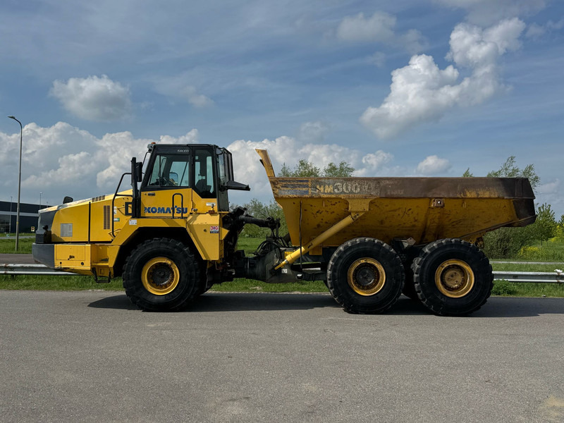 Komatsu HM300-2 - شاحنة قلاب مفصلية: صورة 1 Komatsu HM300-2 - شاحنة قلاب مفصلية: صورة 1