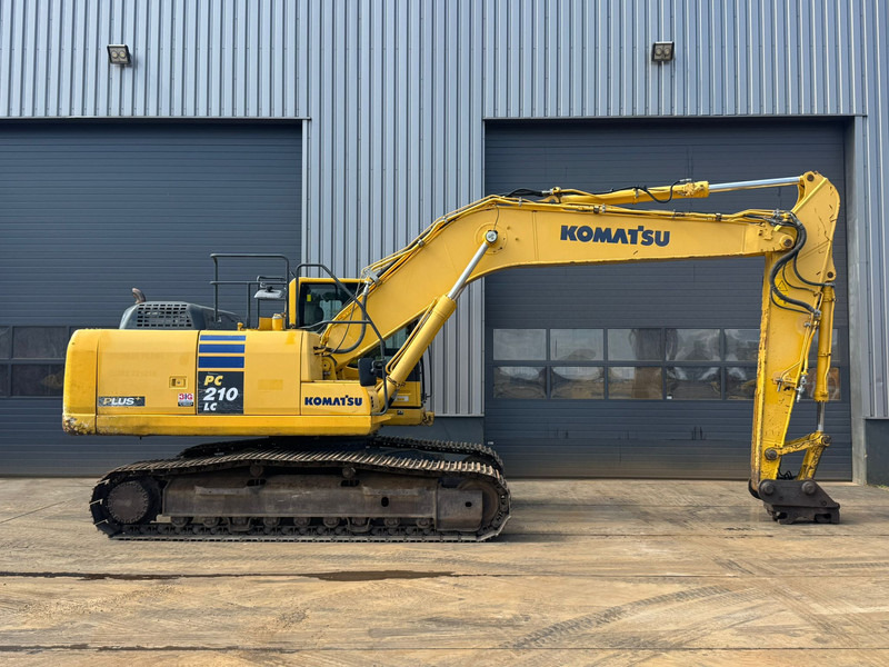 Komatsu PC210LC-10 - حفار زحاف: صورة 5 Komatsu PC210LC-10 - حفار زحاف: صورة 5