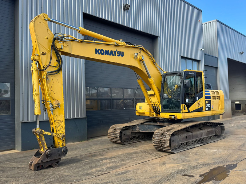 Komatsu PC210LC-10 - حفار زحاف: صورة 2 Komatsu PC210LC-10 - حفار زحاف: صورة 2