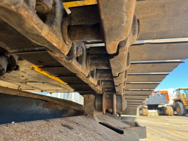 حفار زحاف Komatsu PC210LC-10: صورة 11 حفار زحاف Komatsu PC210LC-10: صورة 11