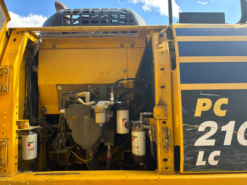حفار زحاف Komatsu PC210LC-10: صورة 19 حفار زحاف Komatsu PC210LC-10: صورة 19
