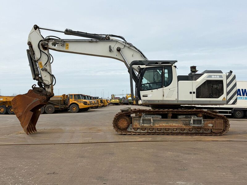 Liebherr R945 LCV (R944 / R946 / R950) - حفار زحاف: صورة 1 Liebherr R945 LCV (R944 / R946 / R950) - حفار زحاف: صورة 1