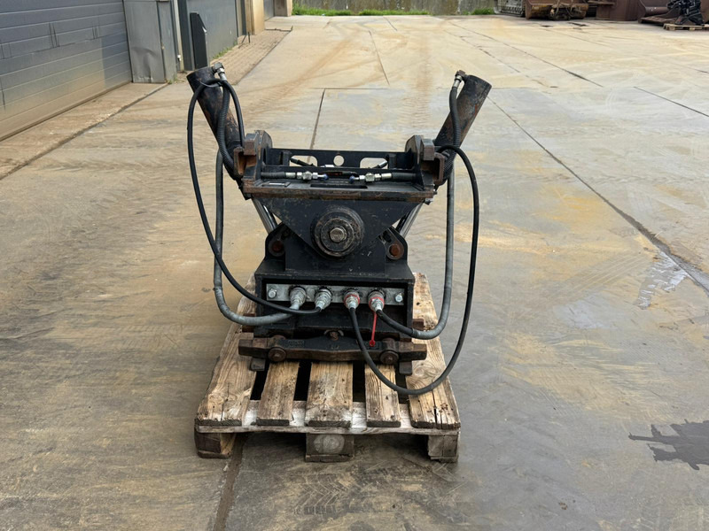 Verachtert CWT-40-H4N tilting quick coupler CW40 214-1033 - قارنة توصيل هيدروليكي: صورة 4 Verachtert CWT-40-H4N tilting quick coupler CW40 214-1033 - قارنة توصيل هيدروليكي: صورة 4