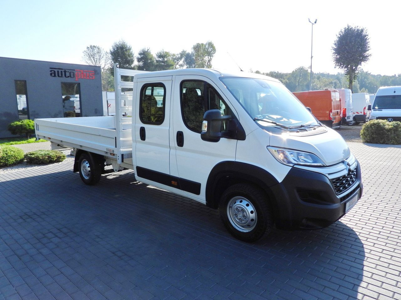 CITROEN JUMPER STAKE BODY DOUBLE CABIN DOKA 7 SEATS PNEUMATICS AIR CONDITIONING 140HP - شاحنة مفتوحة: صورة 4 CITROEN JUMPER STAKE BODY DOUBLE CABIN DOKA 7 SEATS PNEUMATICS AIR CONDITIONING 140HP - شاحنة مفتوحة: صورة 4
