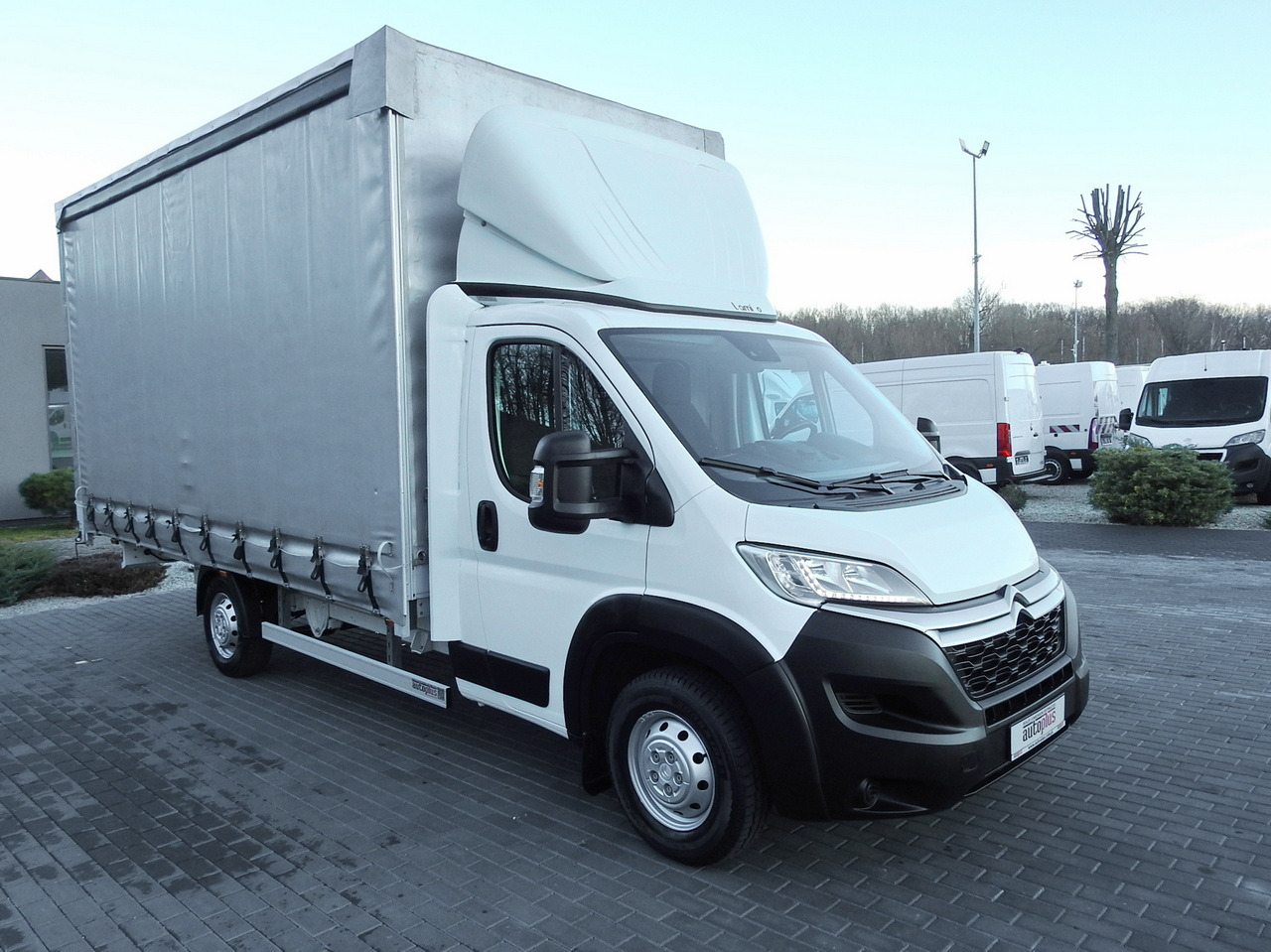 CITROEN JUMPER TARPAULIN 10 PALLETS CRUISE CONTROL AIR CONDITIONING LED LIGHTS PNEUMATICS 165HP - شاحنة ستارة جانبية: صورة 4 CITROEN JUMPER TARPAULIN 10 PALLETS CRUISE CONTROL AIR CONDITIONING LED LIGHTS PNEUMATICS 165HP - شاحنة ستارة جانبية: صورة 4
