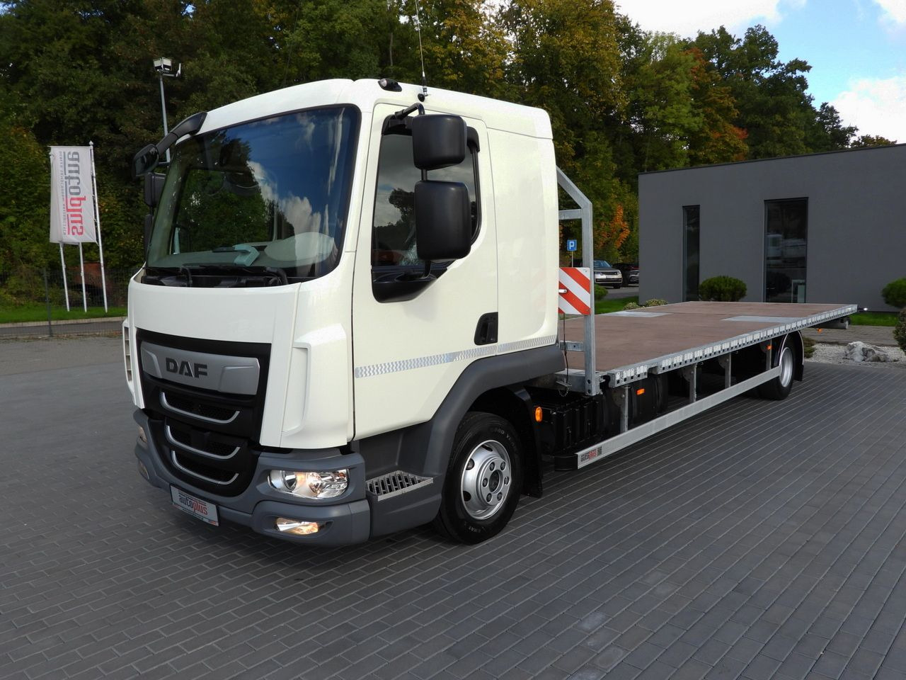 شاحنات الحاويات / جسم علوي قابل للتغيير شاحنة DAF LF 230 CONTAINER CARRIER PLATFORM + TRAILER WEBASTO CRUISE CONTROL LED LIGHTS PNEUMATICS AUTOMATIC TRANSMISSION  TWIN WHEELS AIR CONDITIONING  230HP: صورة 6 شاحنات الحاويات / جسم علوي قابل للتغيير شاحنة DAF LF 230 CONTAINER CARRIER PLATFORM + TRAILER WEBASTO CRUISE CONTROL LED LIGHTS PNEUMATICS AUTOMATIC TRANSMISSION  TWIN WHEELS AIR CONDITIONING  230HP: صورة 6