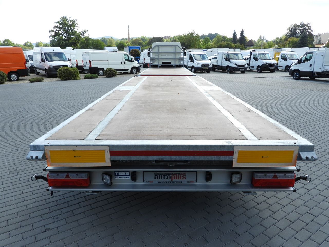 شاحنات الحاويات / جسم علوي قابل للتغيير شاحنة DAF LF 230 CONTAINER CARRIER PLATFORM + TRAILER WEBASTO CRUISE CONTROL LED LIGHTS PNEUMATICS AUTOMATIC TRANSMISSION  TWIN WHEELS AIR CONDITIONING  230HP: صورة 31 شاحنات الحاويات / جسم علوي قابل للتغيير شاحنة DAF LF 230 CONTAINER CARRIER PLATFORM + TRAILER WEBASTO CRUISE CONTROL LED LIGHTS PNEUMATICS AUTOMATIC TRANSMISSION  TWIN WHEELS AIR CONDITIONING  230HP: صورة 31