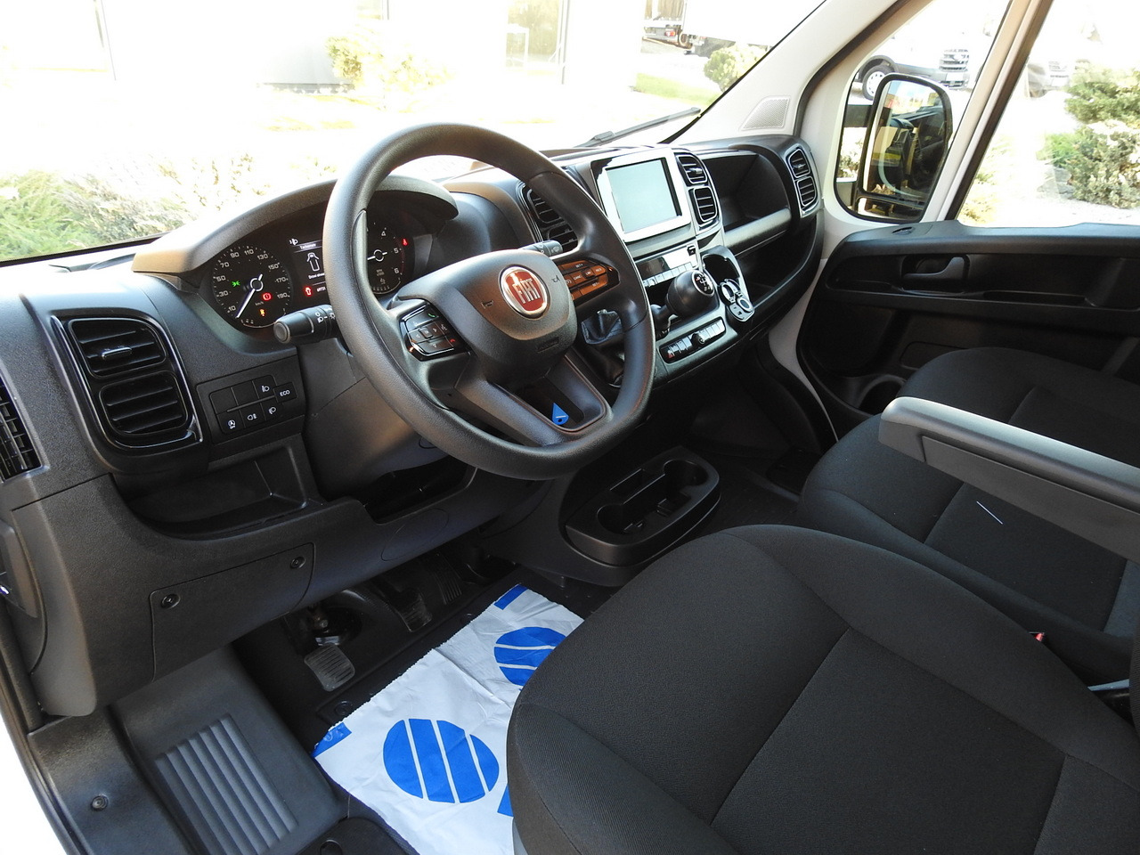 FIAT DUCATO BOX LIFT 8 PALLETS CRUISE CONTROL AIR CONDITIONING 180HP - شاحنة مغلقة الصندوق: صورة 2 FIAT DUCATO BOX LIFT 8 PALLETS CRUISE CONTROL AIR CONDITIONING 180HP - شاحنة مغلقة الصندوق: صورة 2