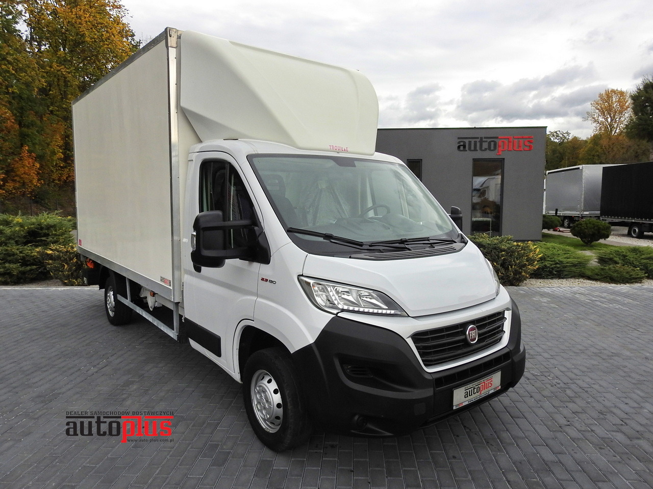 FIAT DUCATO BOX LIFT 8 PALLETS CRUISE CONTROL NAVIGATION AIR CONDITIONING LED LIGHTS  130HP - شاحنة مغلقة الصندوق: صورة 1 FIAT DUCATO BOX LIFT 8 PALLETS CRUISE CONTROL NAVIGATION AIR CONDITIONING LED LIGHTS  130HP - شاحنة مغلقة الصندوق: صورة 1