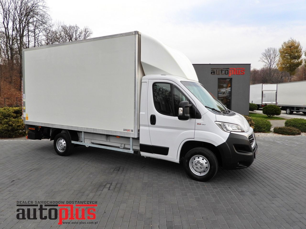 FIAT DUCATO BOX LIFT 8 PALLETS CRUISE CONTROL NAVIGATION LED LIGHTS AIR CONDITIONING 130HP - شاحنة مغلقة الصندوق: صورة 1 FIAT DUCATO BOX LIFT 8 PALLETS CRUISE CONTROL NAVIGATION LED LIGHTS AIR CONDITIONING 130HP - شاحنة مغلقة الصندوق: صورة 1