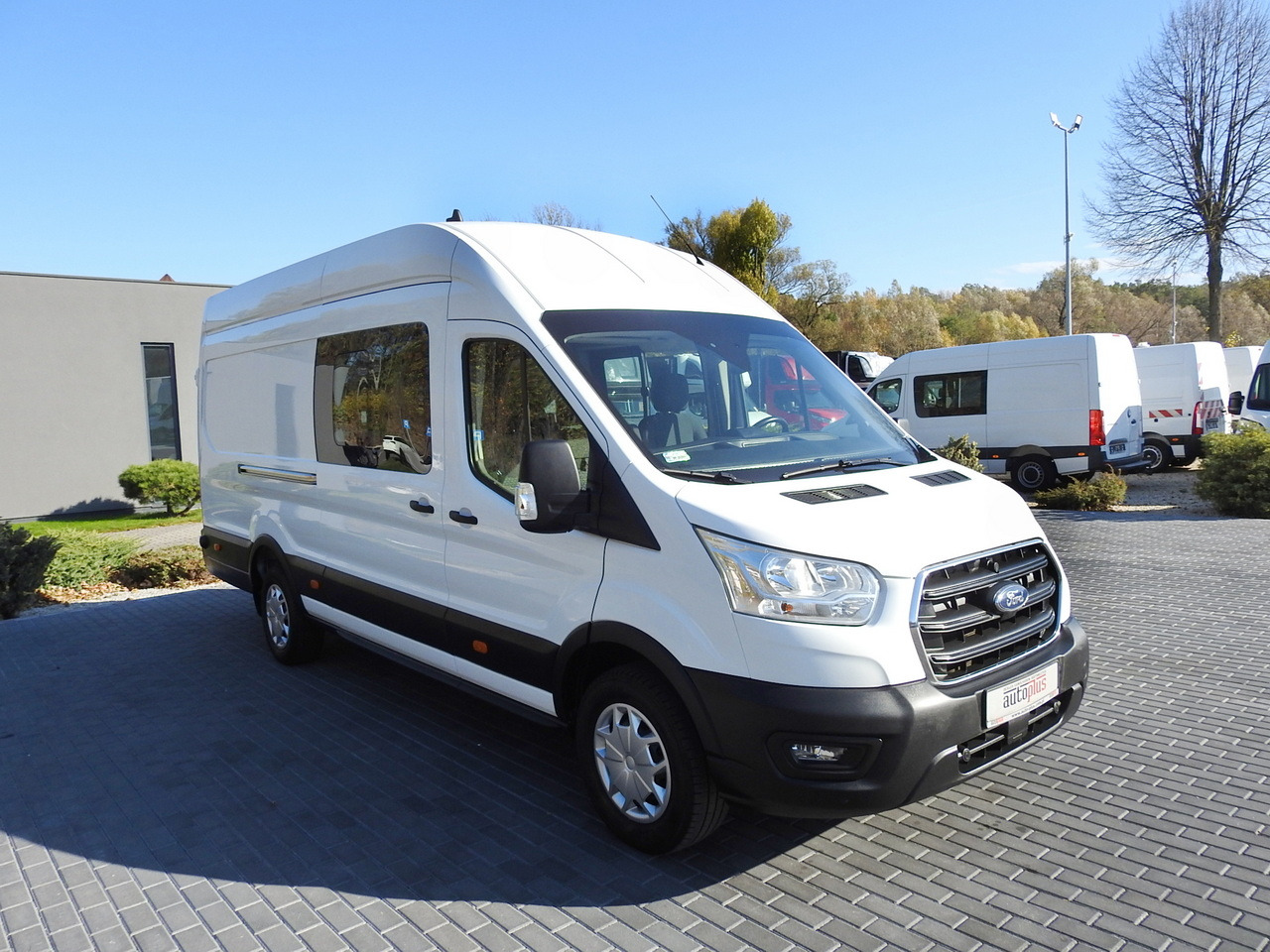FORD TRANSIT BOX DELIVERY VAN 6 SEATS CRUISE CONTROL AIR CONDITIONING LED LIGHTS 130HP - فان: صورة 4 FORD TRANSIT BOX DELIVERY VAN 6 SEATS CRUISE CONTROL AIR CONDITIONING LED LIGHTS 130HP - فان: صورة 4