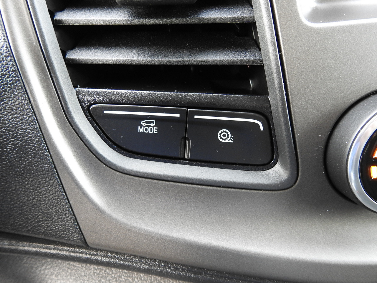 FORD TRANSIT BOX LIFT 8 PALLETS CRUISE CONTROL AIR CONDITIONING  130HP FORD TRANSIT BOX LIFT 8 PALLETS CRUISE CONTROL AIR CONDITIONING  130HP: صورة 38